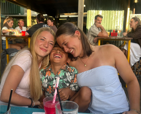 Dinner mit Freunden und Gastfamilie in Papamoa Beach