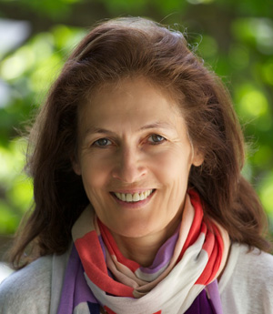 Portraitbild von Anne Stewart